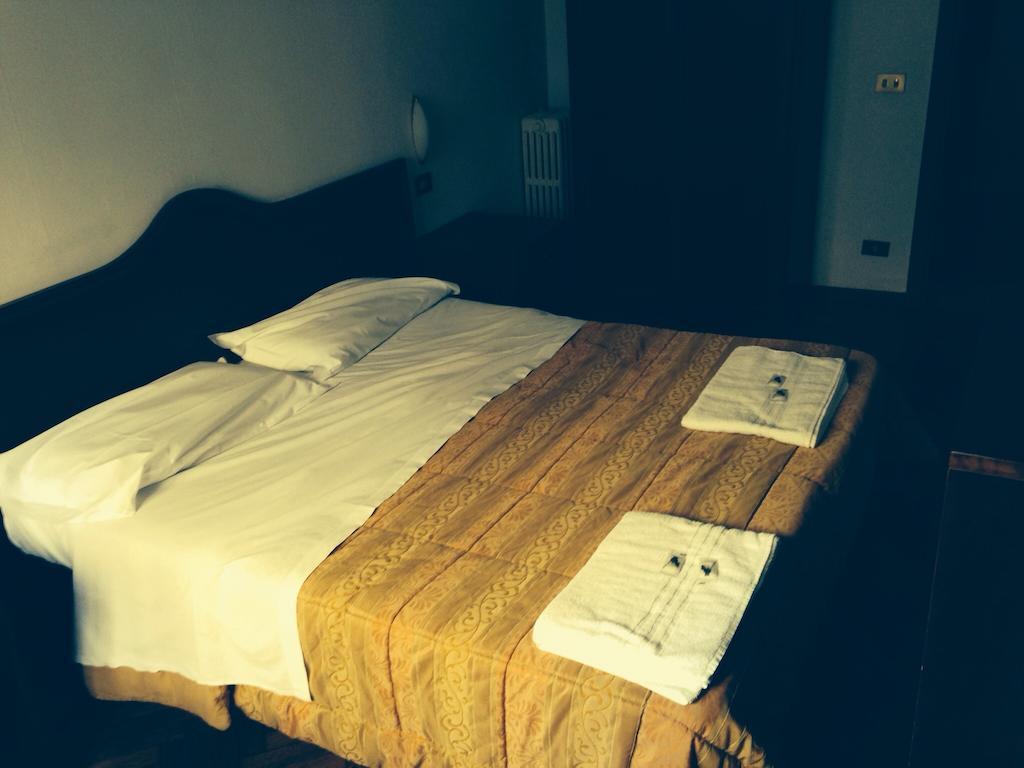 Hotel Medea ミラノ 部屋 写真