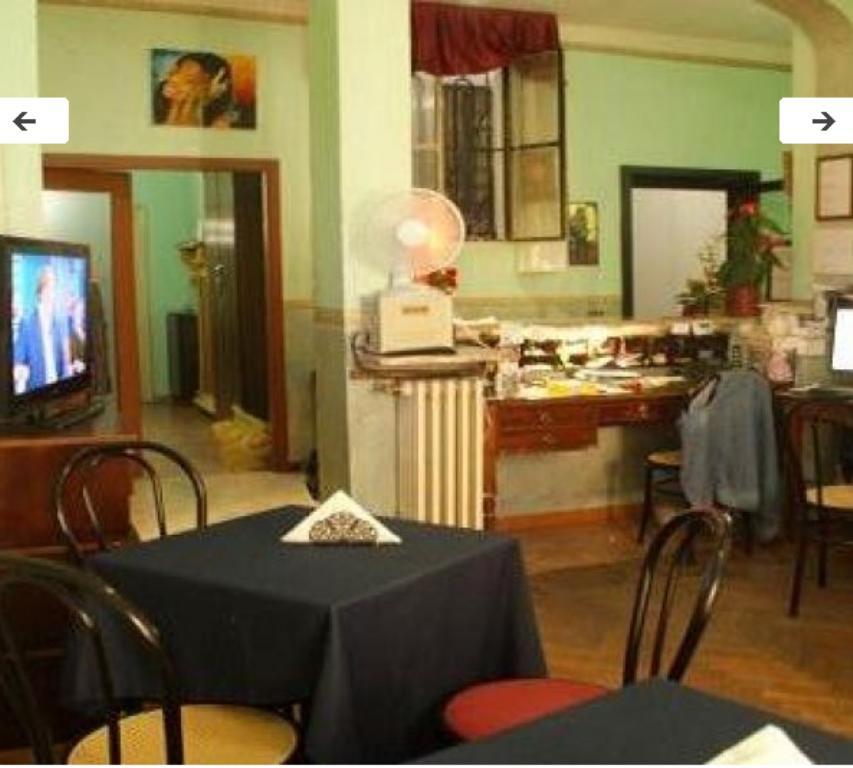 Hotel Medea ミラノ エクステリア 写真